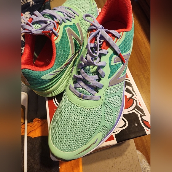 Disney New Balance Special Edition - Picture 11 of 11